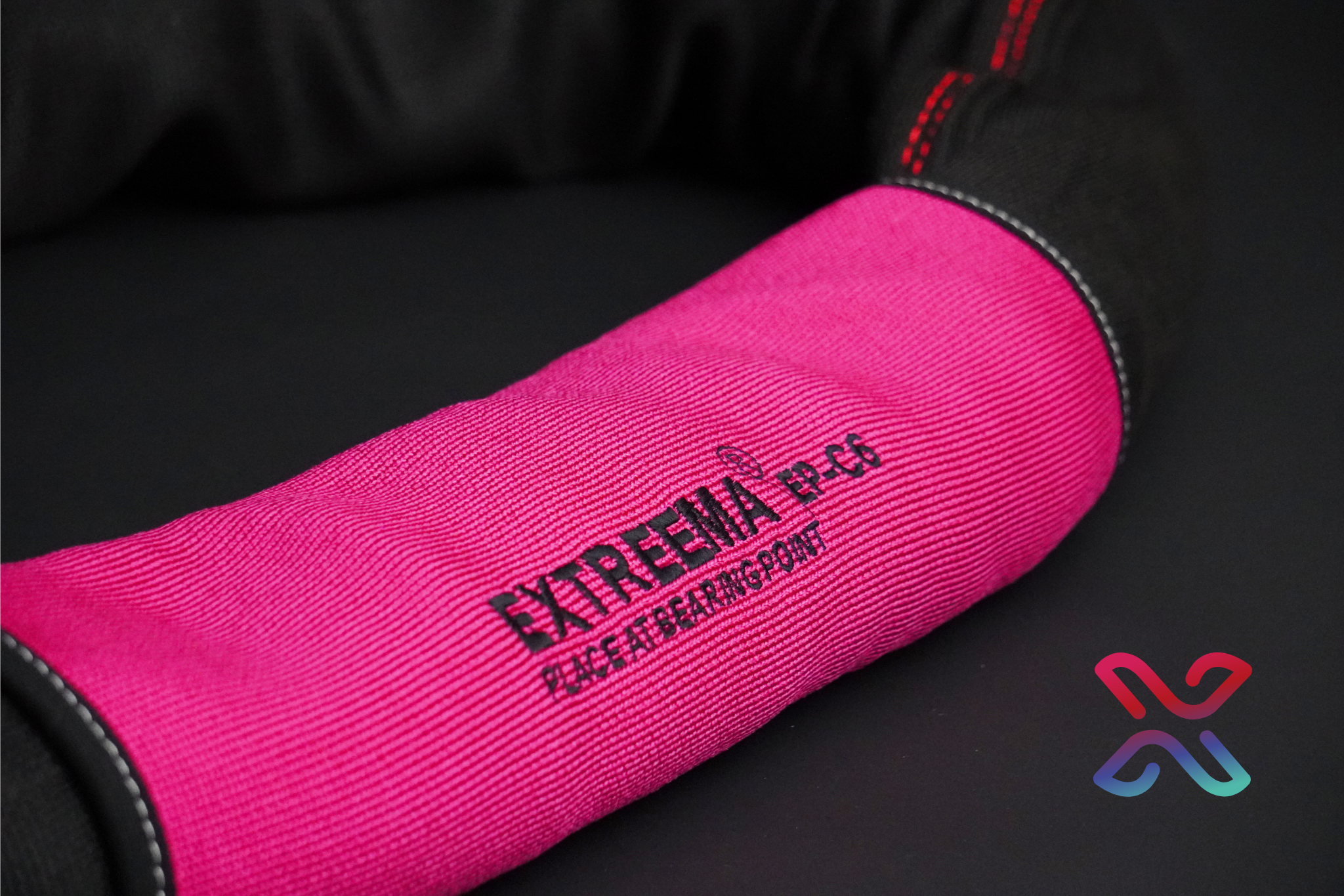 Extreema EP-C protective sling sleeve showing the EP-C5 size marking and PLACE AT BEARING POINT label