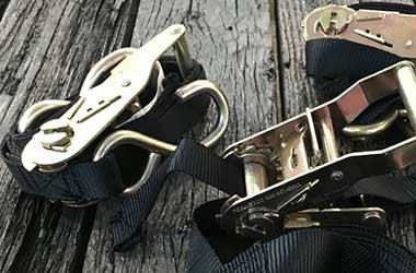 Ratchet tie-down strap
