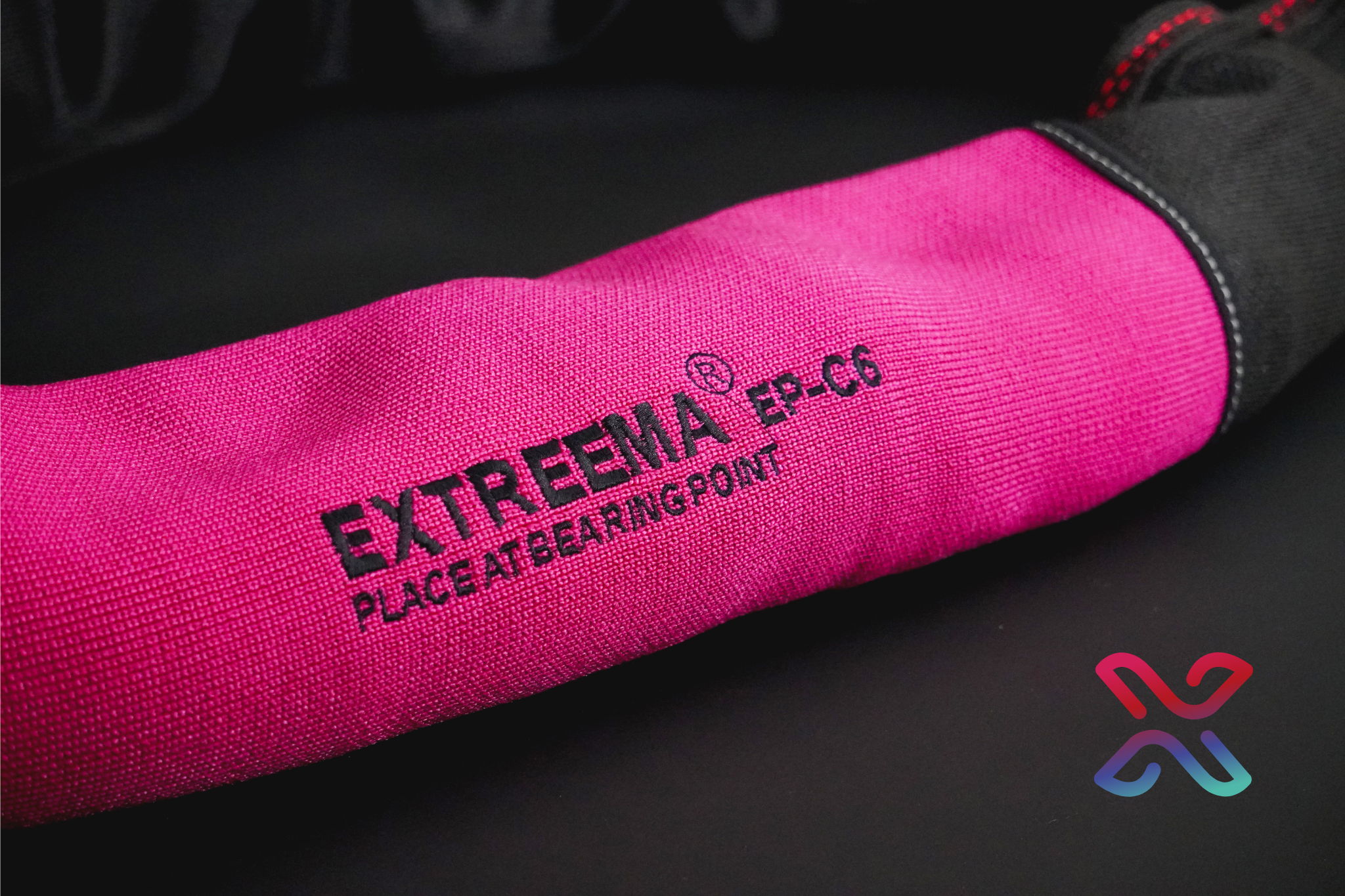 Extreema EP-C Cordura protective sling sleeve fitted over a round sling