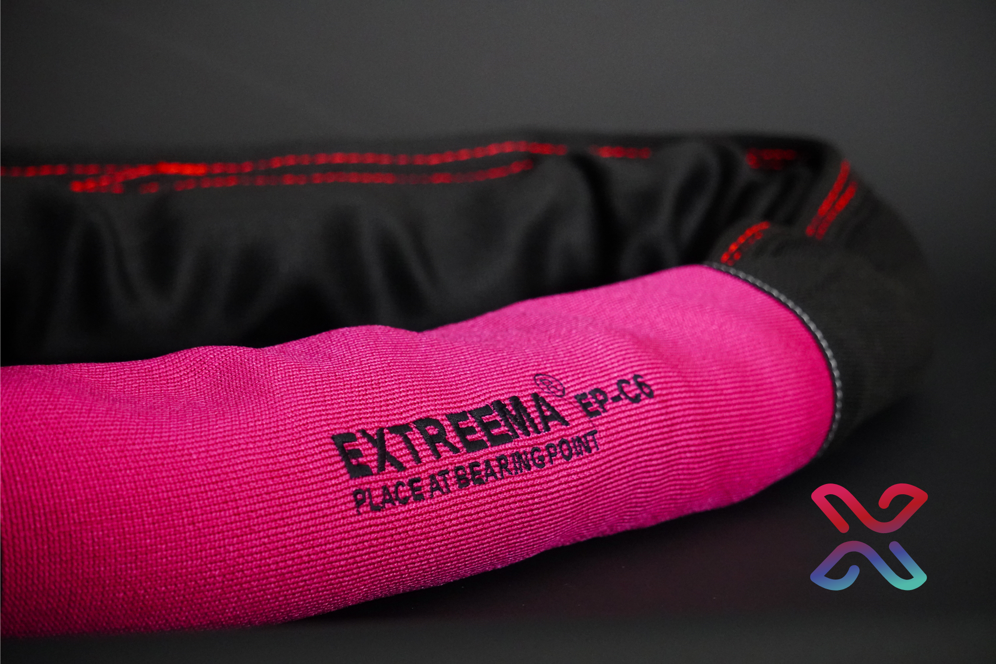 Extreema EP-C Cordura sleeve seated on a black round sling body